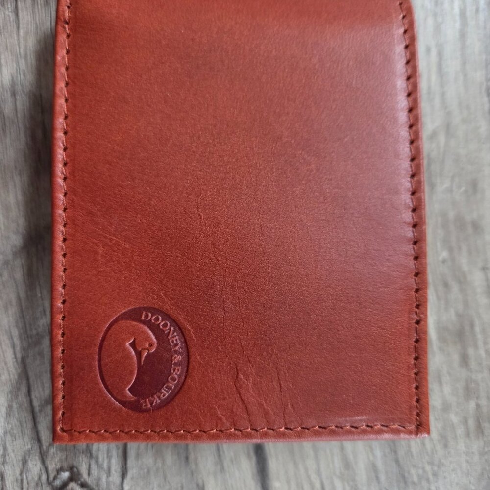 NWT authentic Dooney and Bourke 2 fold wallet - Picture 6 of 7